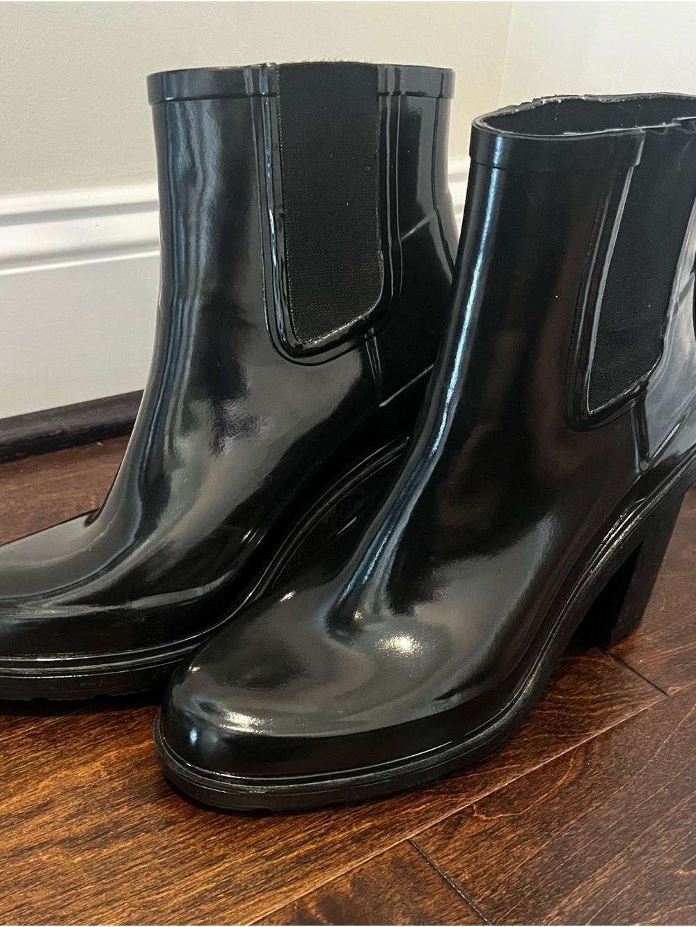 Rare Hunter Original Refined High Heel Chelsea Boots size 9